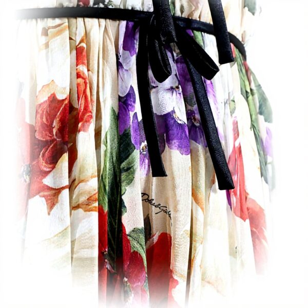 Robe Dolce Gabbana beige floral sans manches col rond